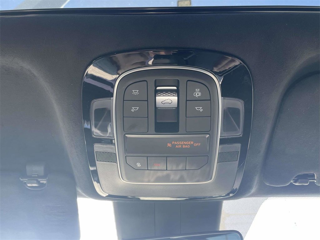 Used 2022 Hyundai Santa Fe Calligraphy w/ Cargo Package image 28