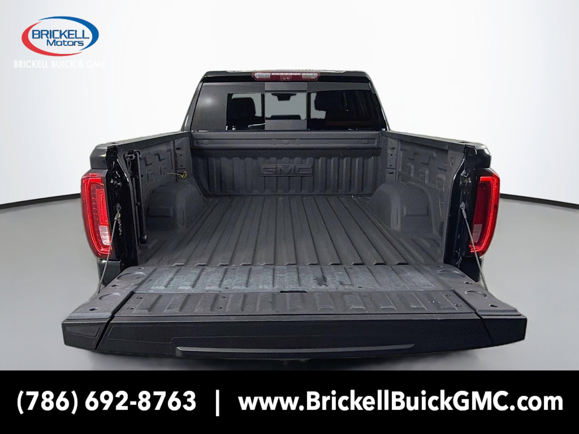 Used 2025 GMC Sierra 1500 Denali w/ Denali Reserve Package AWD/4WD image 14