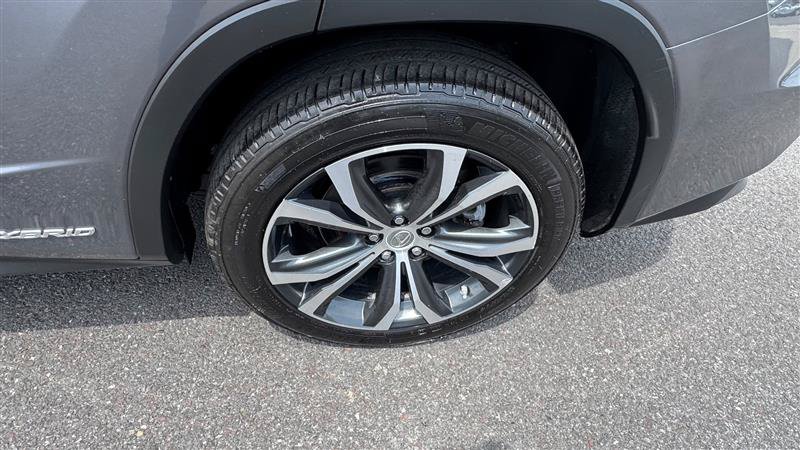 Used 2016 Lexus RX 450h AWD w/ Accessory Package image 32