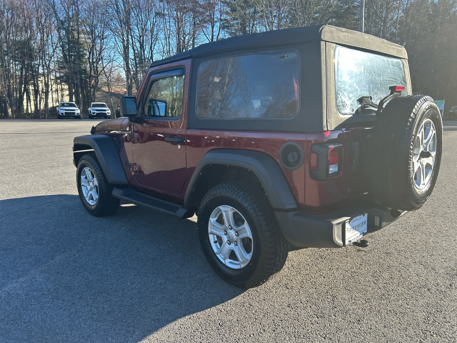 Used 2022 Jeep Wrangler Sport AWD/4WD image 7
