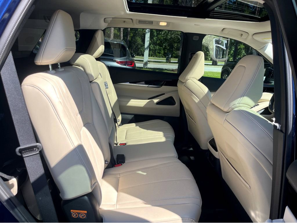 Certified 2025 INFINITI QX60 Pure w/ Cargo Package image 24