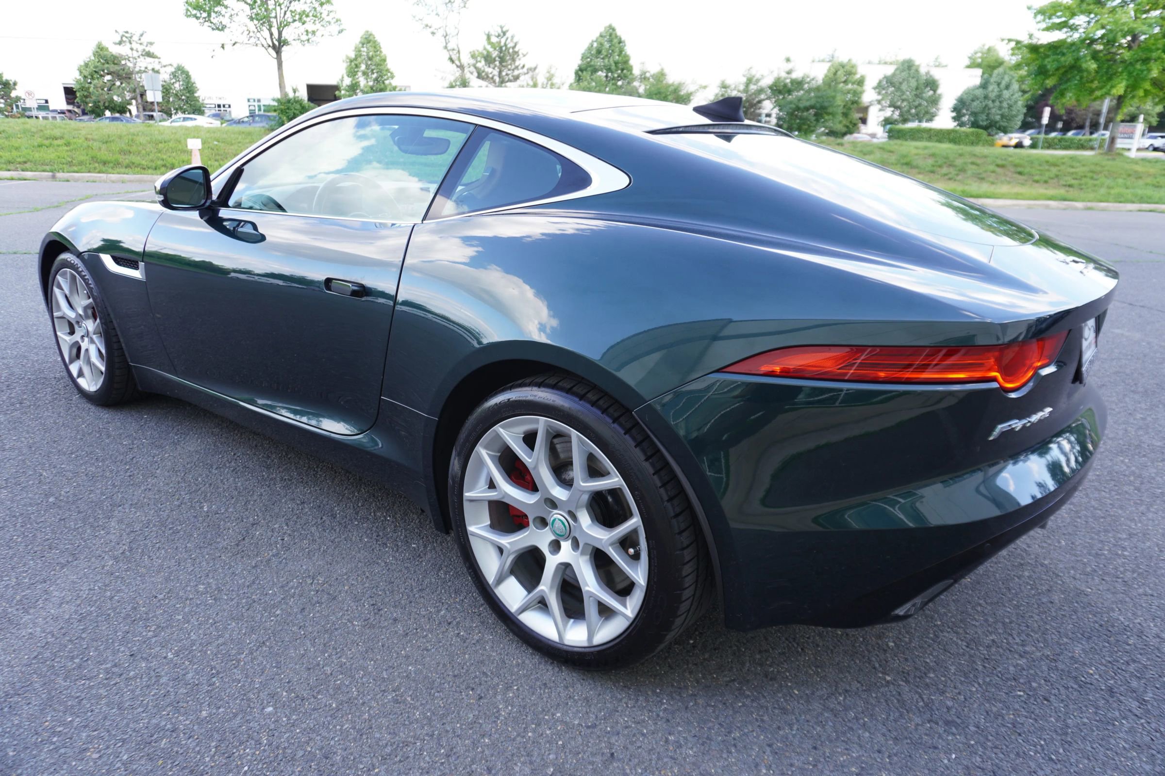 Used 2015 Jaguar F-TYPE S RWD image 5