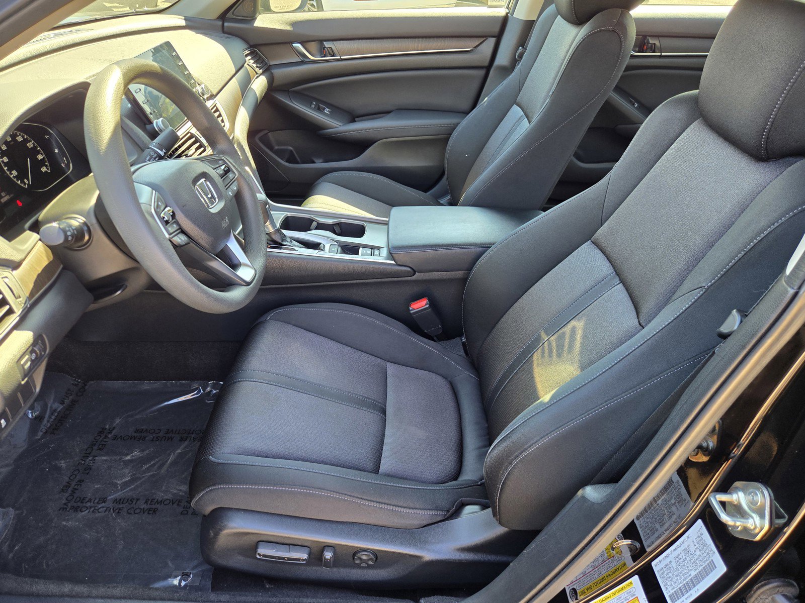 Used 2018 Honda Accord EX image 14