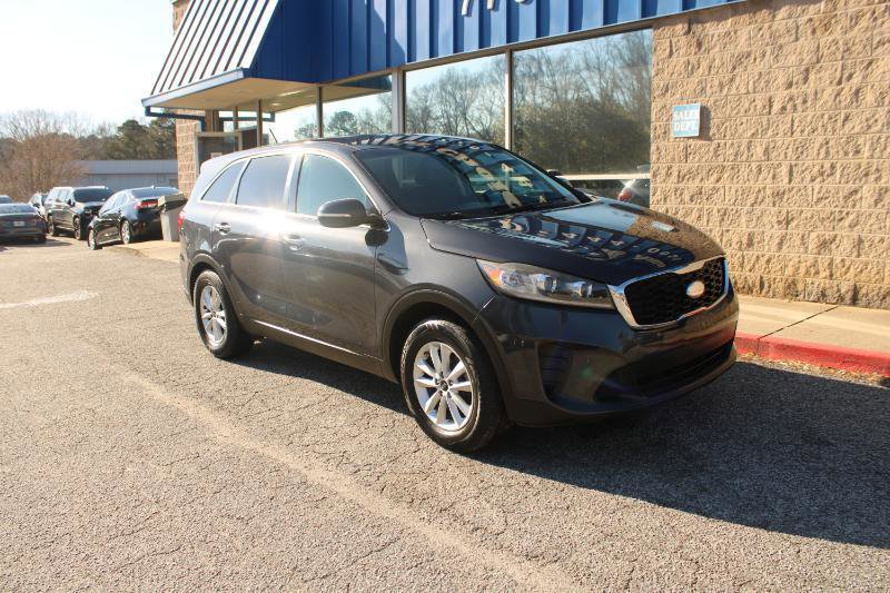 Used 2019 Kia Sorento LX image 3