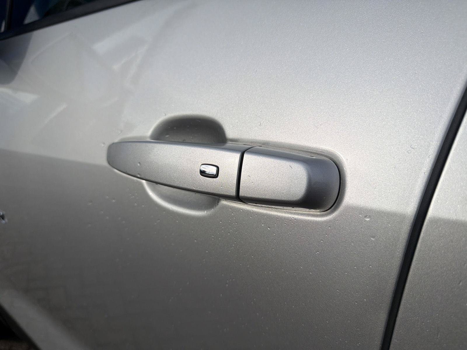 Used 2020 Chevrolet Blazer LT FWD image 11