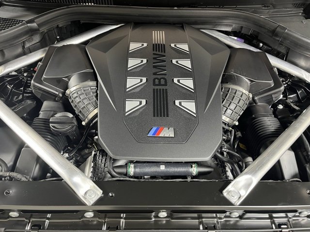 New 2026 BMW X6 M60i w/ Parking Assistance Package image 18