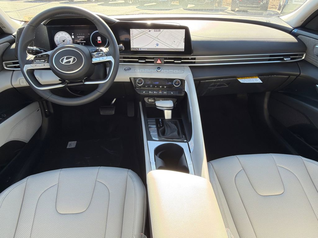 New 2026 Hyundai Elantra Limited image 22