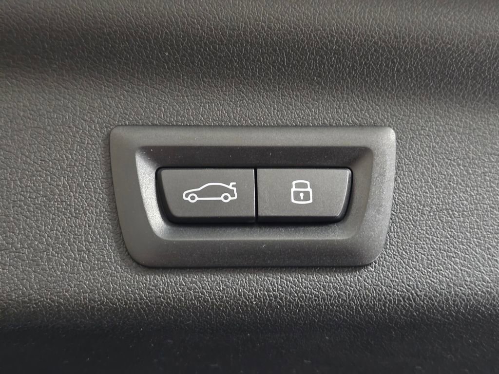 Certified 2023 BMW X1 xDrive28i w/ Convenience Package image 10