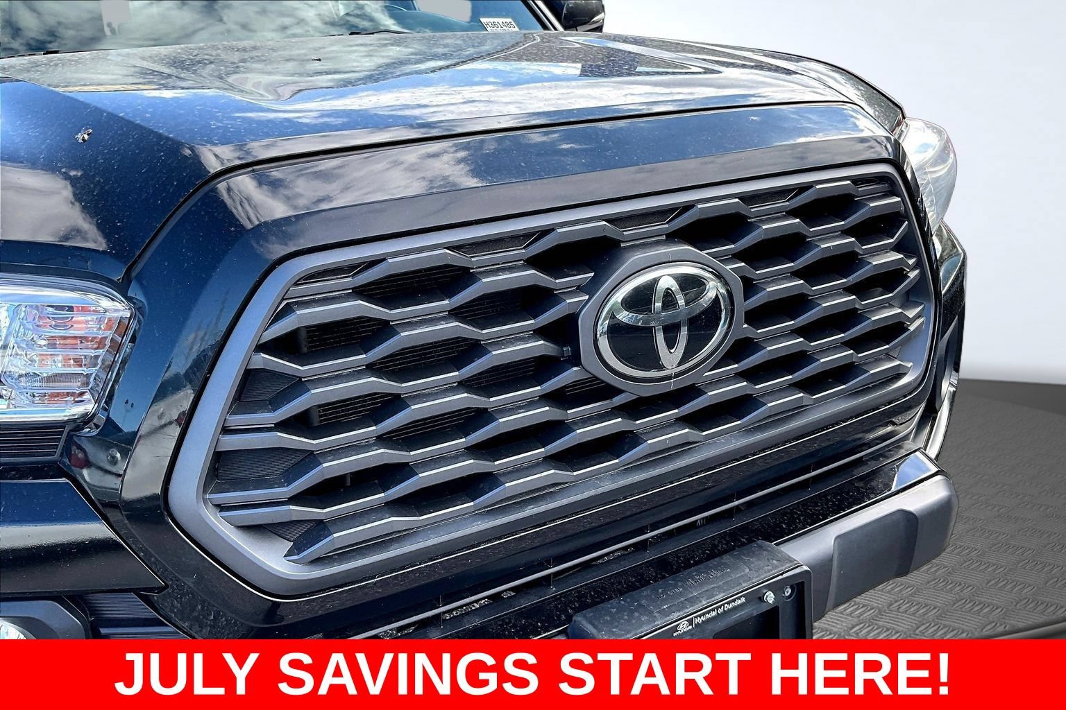 Used 2020 Toyota Tacoma TRD Off-Road w/ Technology Package AWD/4WD image 35
