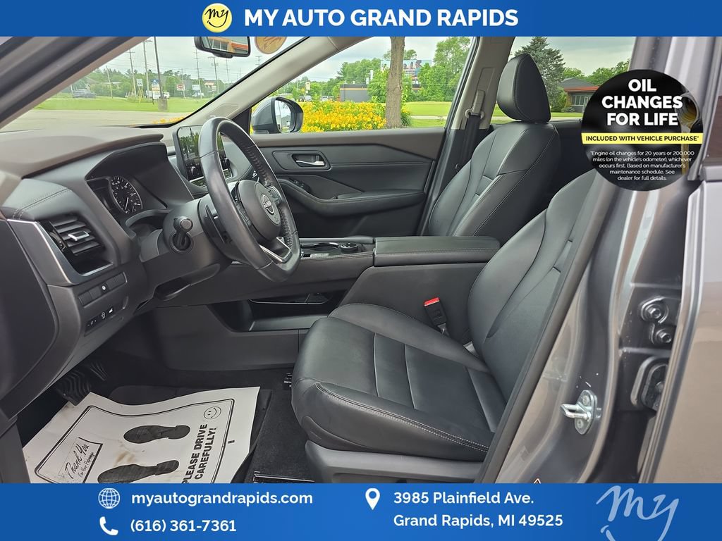 Used 2023 Nissan Rogue SL w/ SL Premium Package AWD/4WD image 9