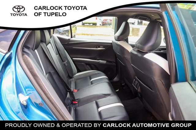 Used 2025 Toyota Camry SE FWD image 13