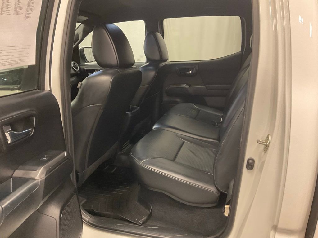 Used 2017 Toyota Tacoma TRD Pro image 32