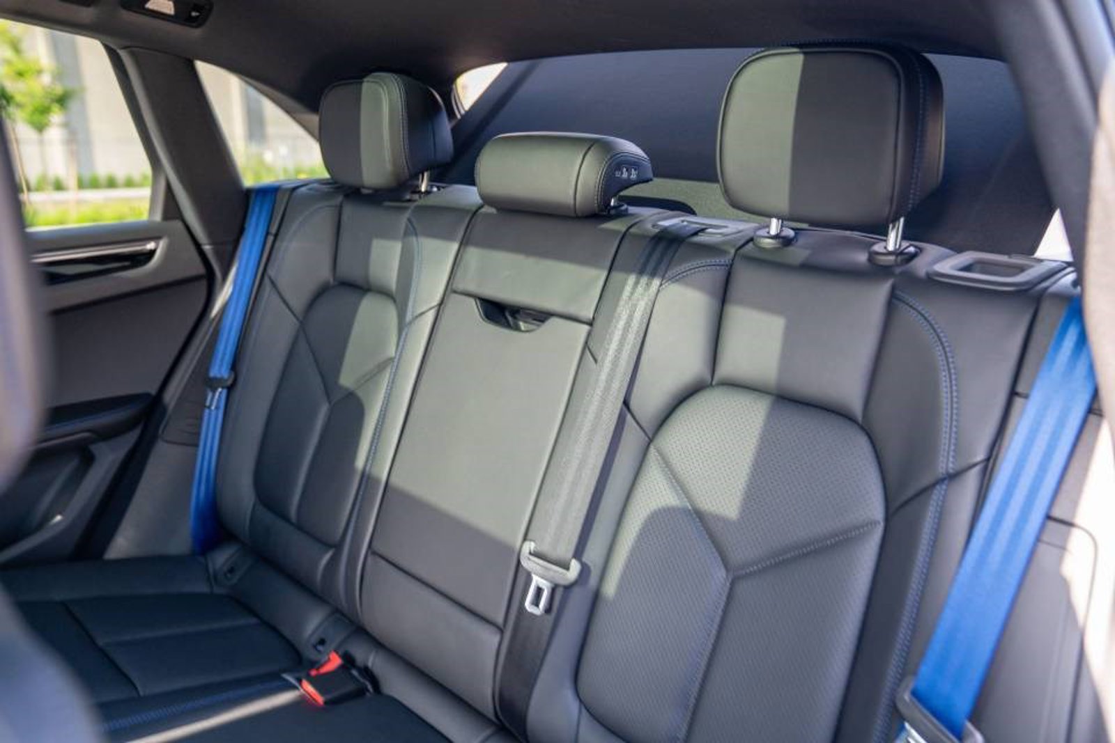 New 2026 Porsche Macan AWD/4WD image 24