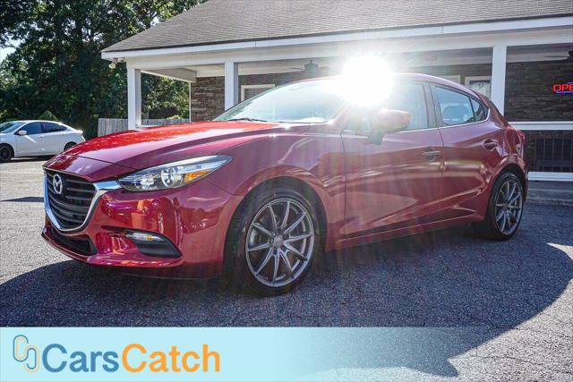 Used 2018 MAZDA MAZDA3 Touring FWD image 12