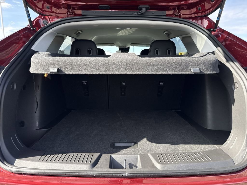 Used 2025 Chevrolet Trax LT w/ Driver Confidence Package image 20