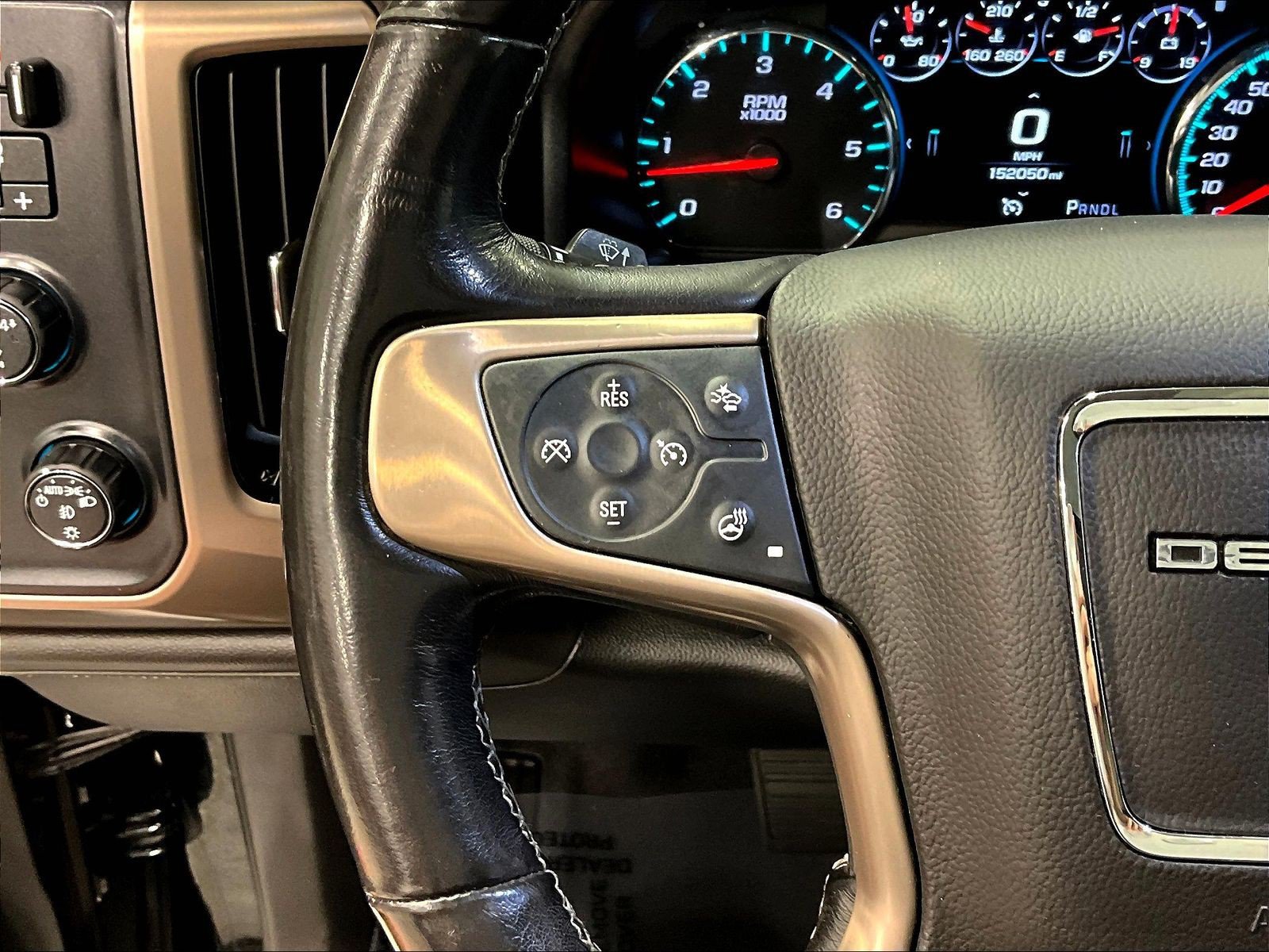 Used 2018 GMC Sierra 1500 Denali AWD/4WD image 12