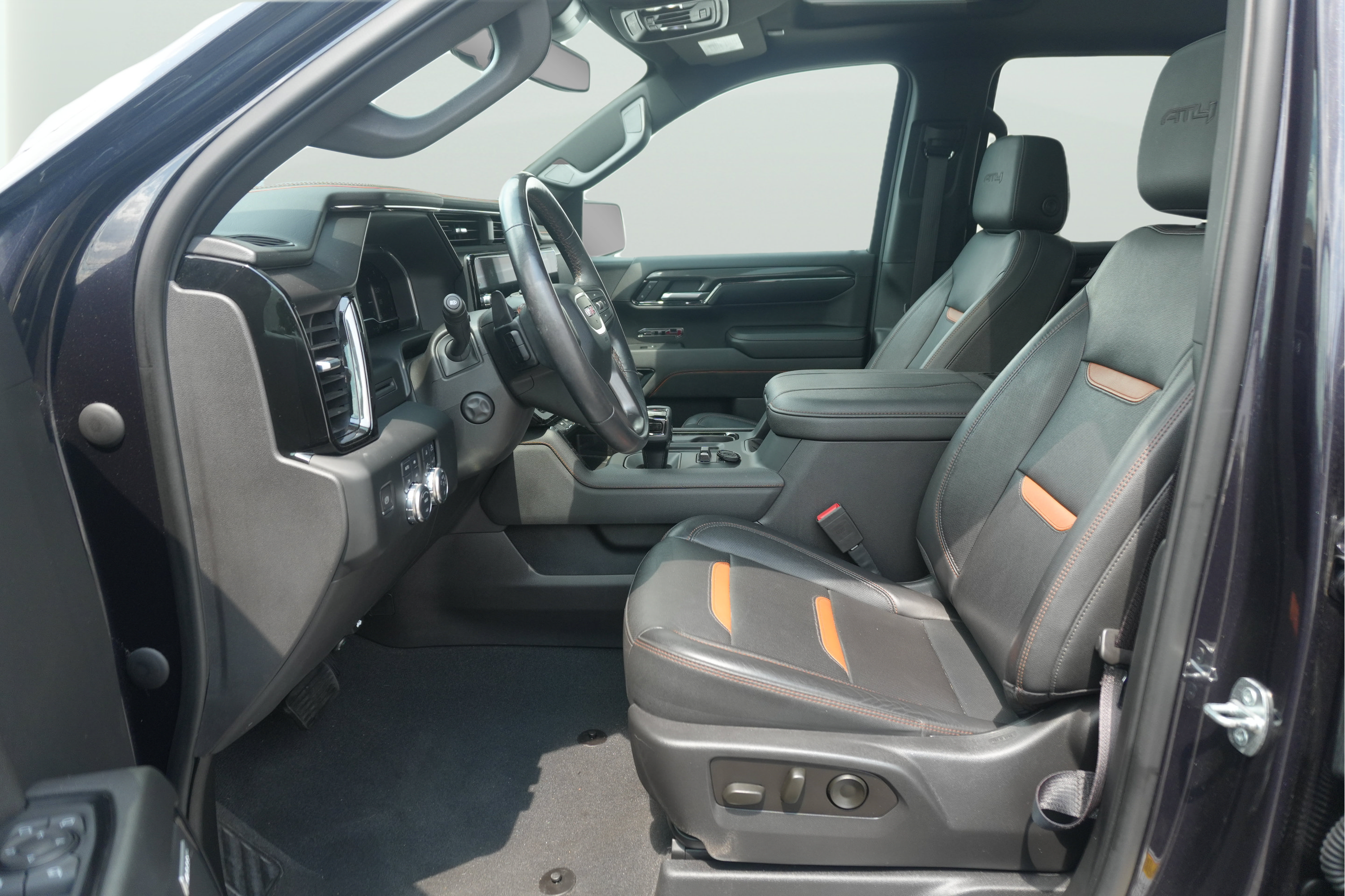 Used 2023 GMC Sierra 1500 AT4 AWD/4WD image 17