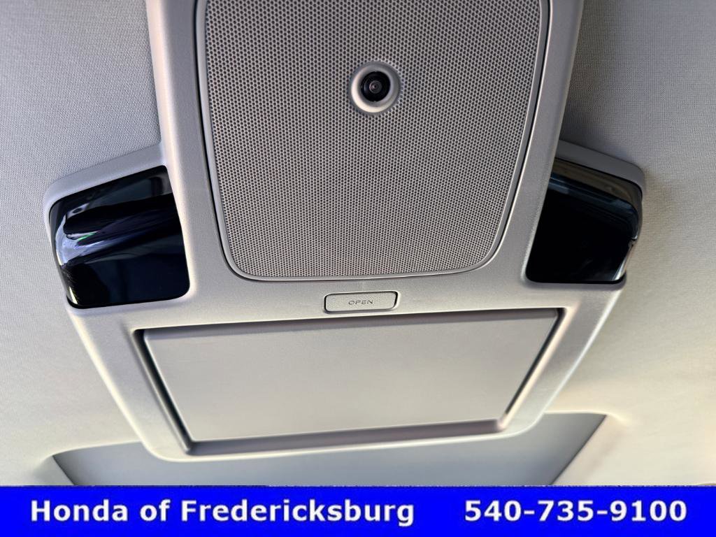 Certified 2025 Honda Odyssey Elite image 34