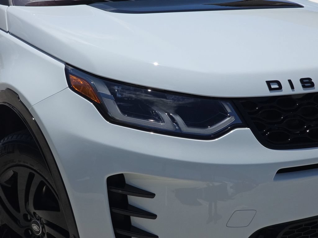 New 2026 Land Rover Discovery Sport Landmark AWD/4WD image 32