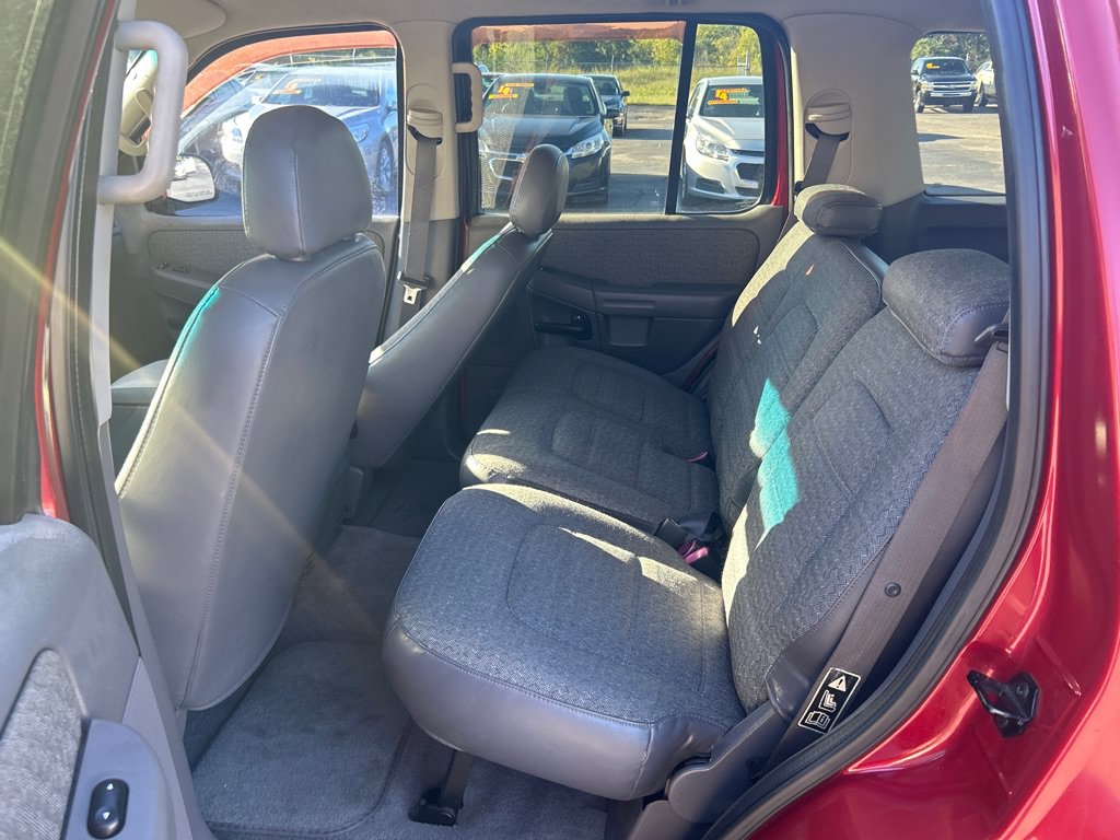 Used 2002 Ford Explorer XLS AWD/4WD image 10