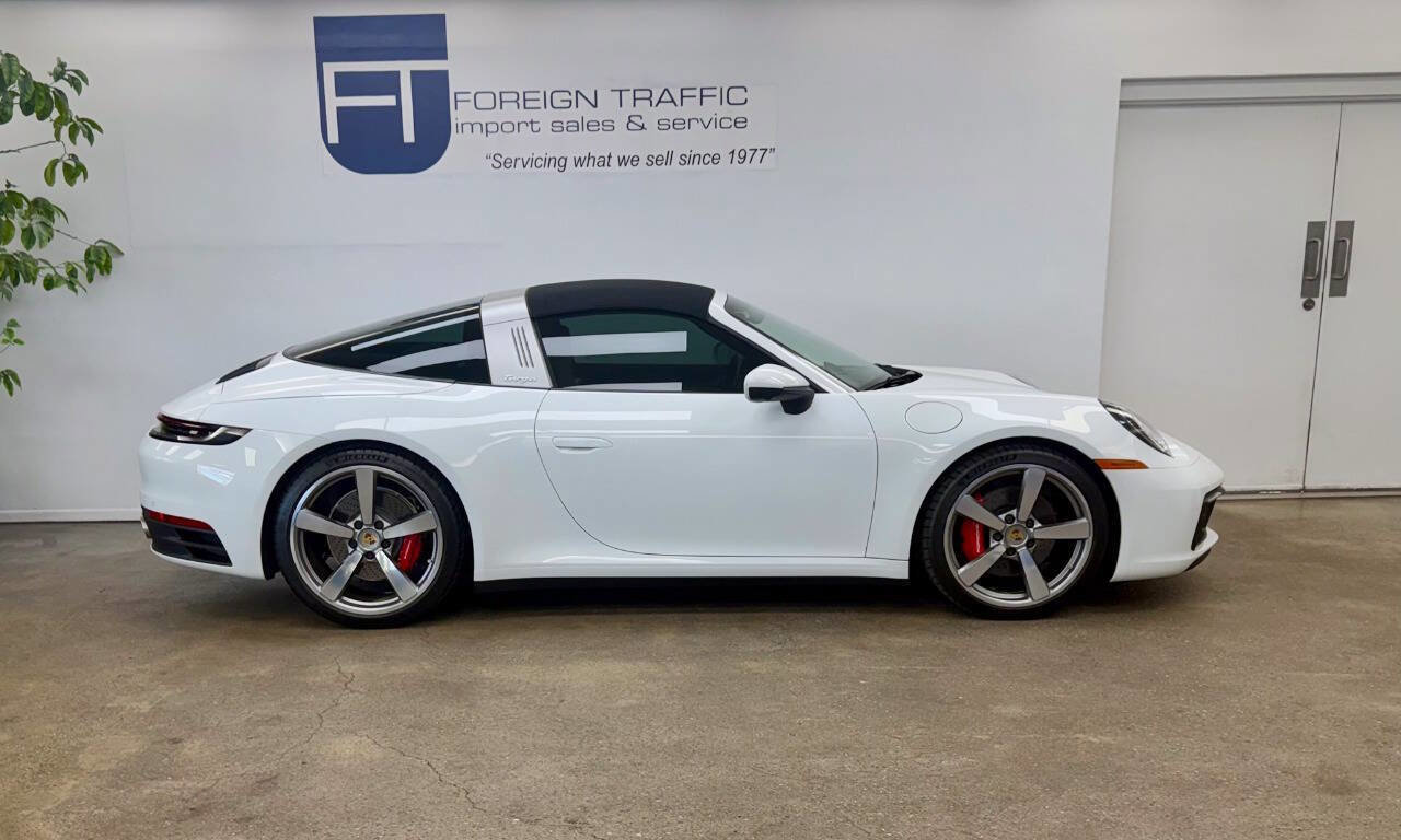 Used 2024 Porsche 911 Targa 4S w/ Premium Package image 8