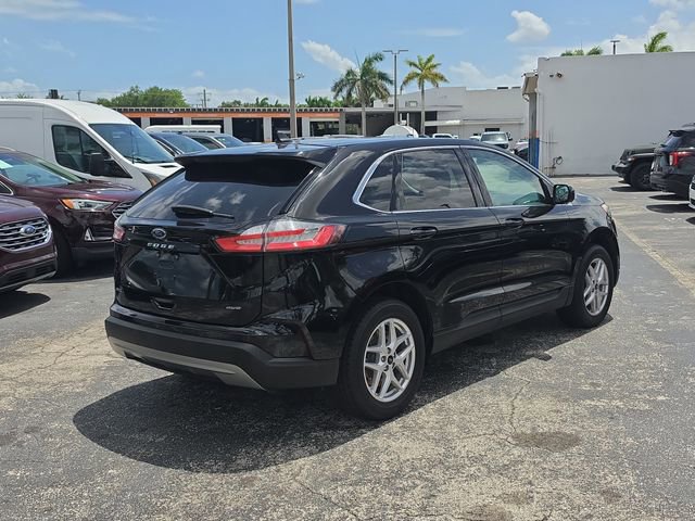 Used 2023 Ford Edge SEL AWD/4WD image 3