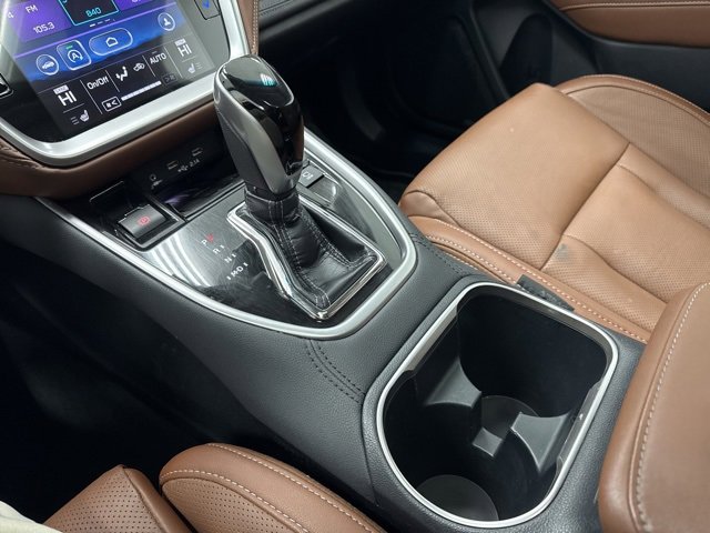 Used 2020 Subaru Outback Touring w/ Popular Package #2 image 20