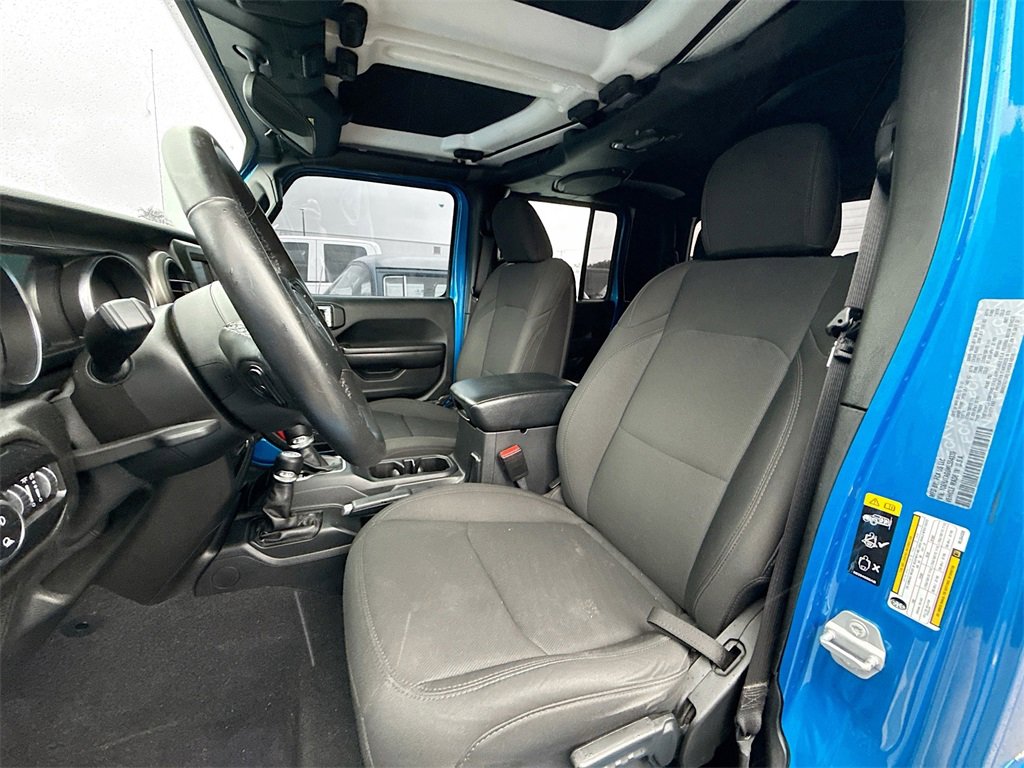Used 2021 Jeep Gladiator Willys image 24