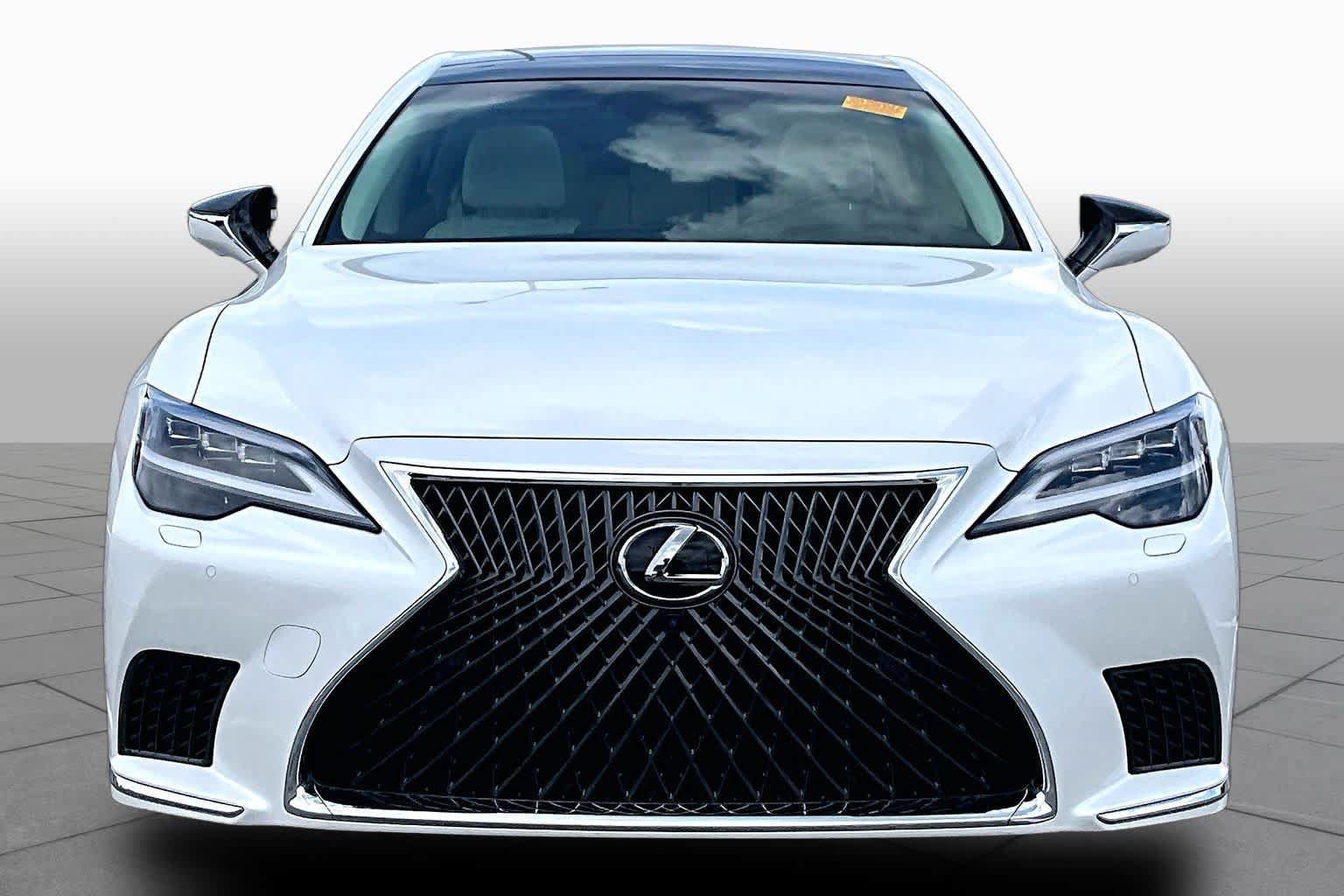 Used 2022 Lexus LS 500 w/ Interior Upgrade Package RWD image 4