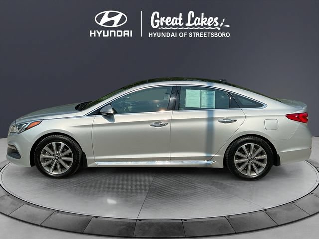Used 2016 Hyundai Sonata Limited w/ Option Group 05 FWD image 2