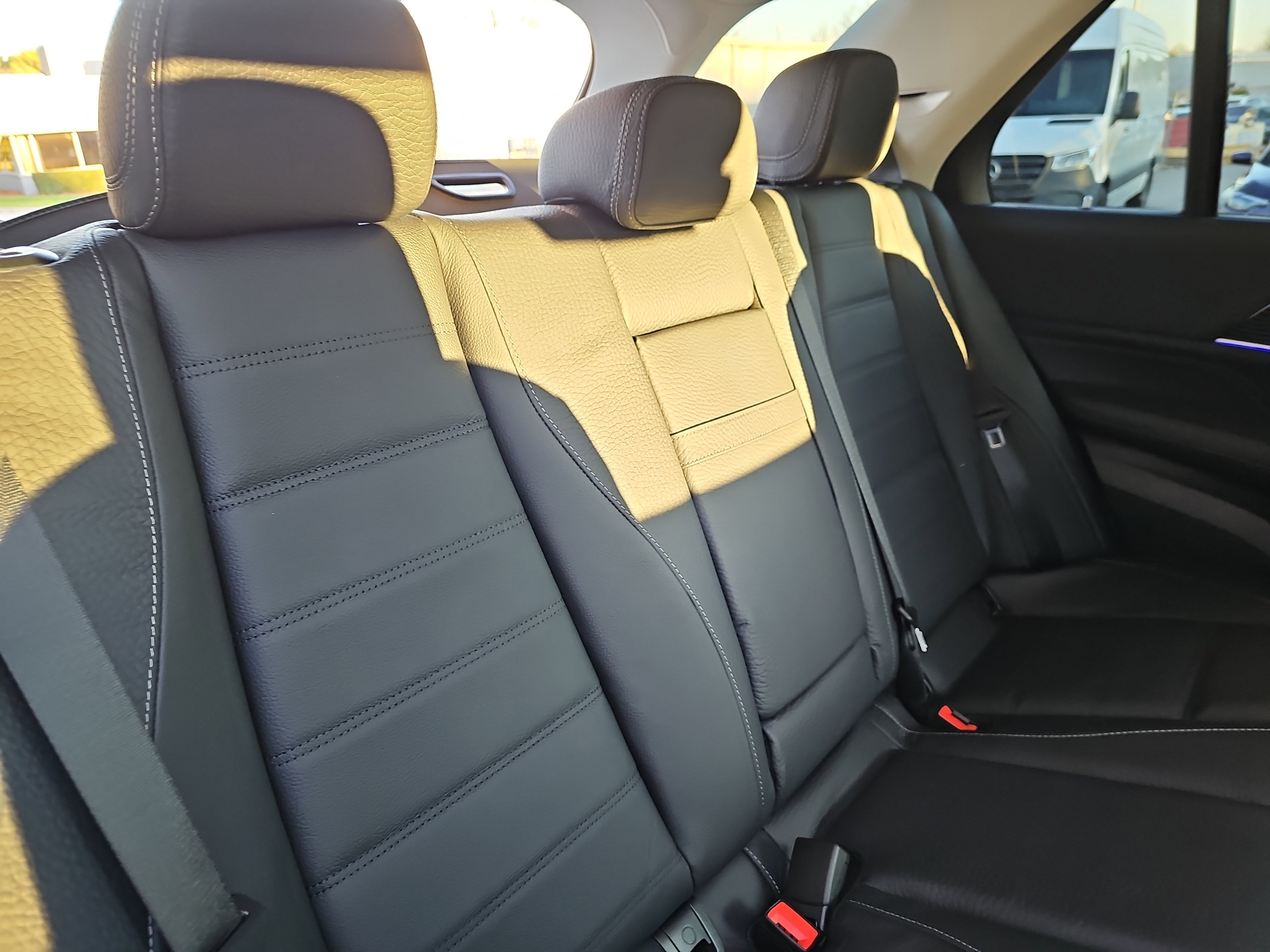 New 2026 Mercedes-Benz GLE 450 4MATIC image 12
