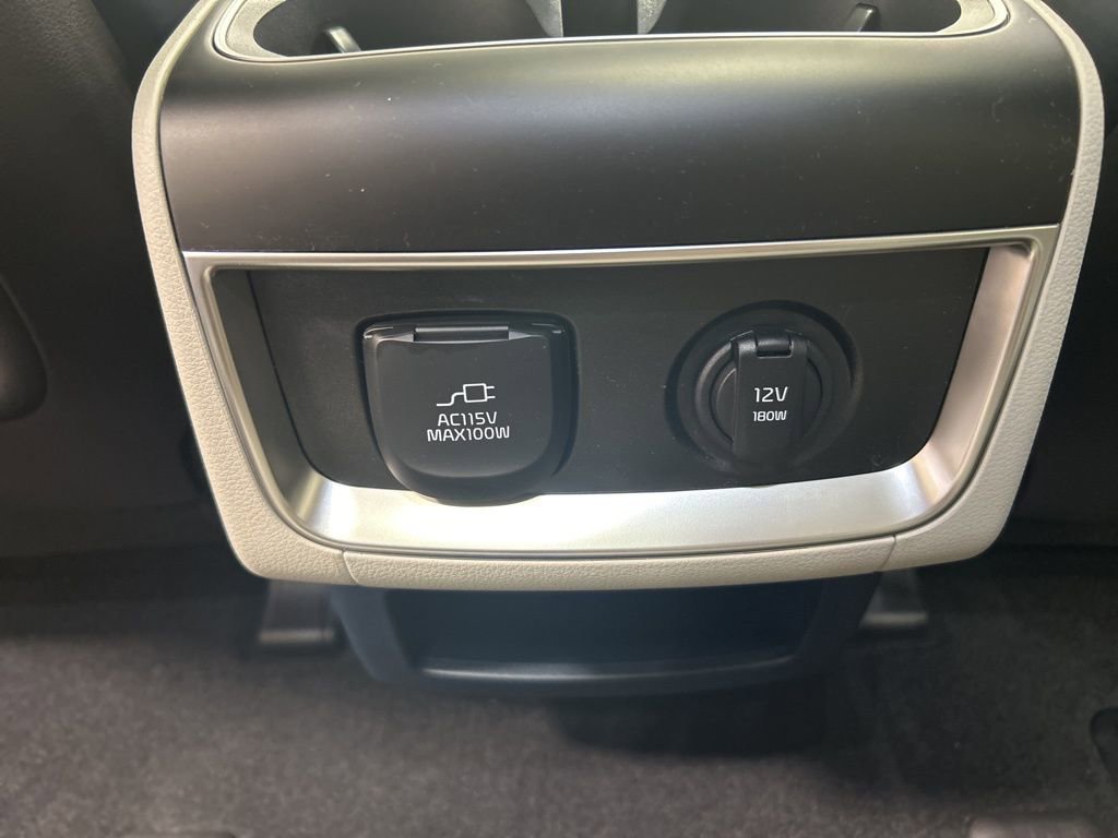 New 2026 Kia Carnival SX w/ SX Dark Edition Package image 31