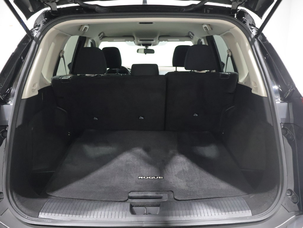 Used 2023 Nissan Rogue S AWD/4WD image 4