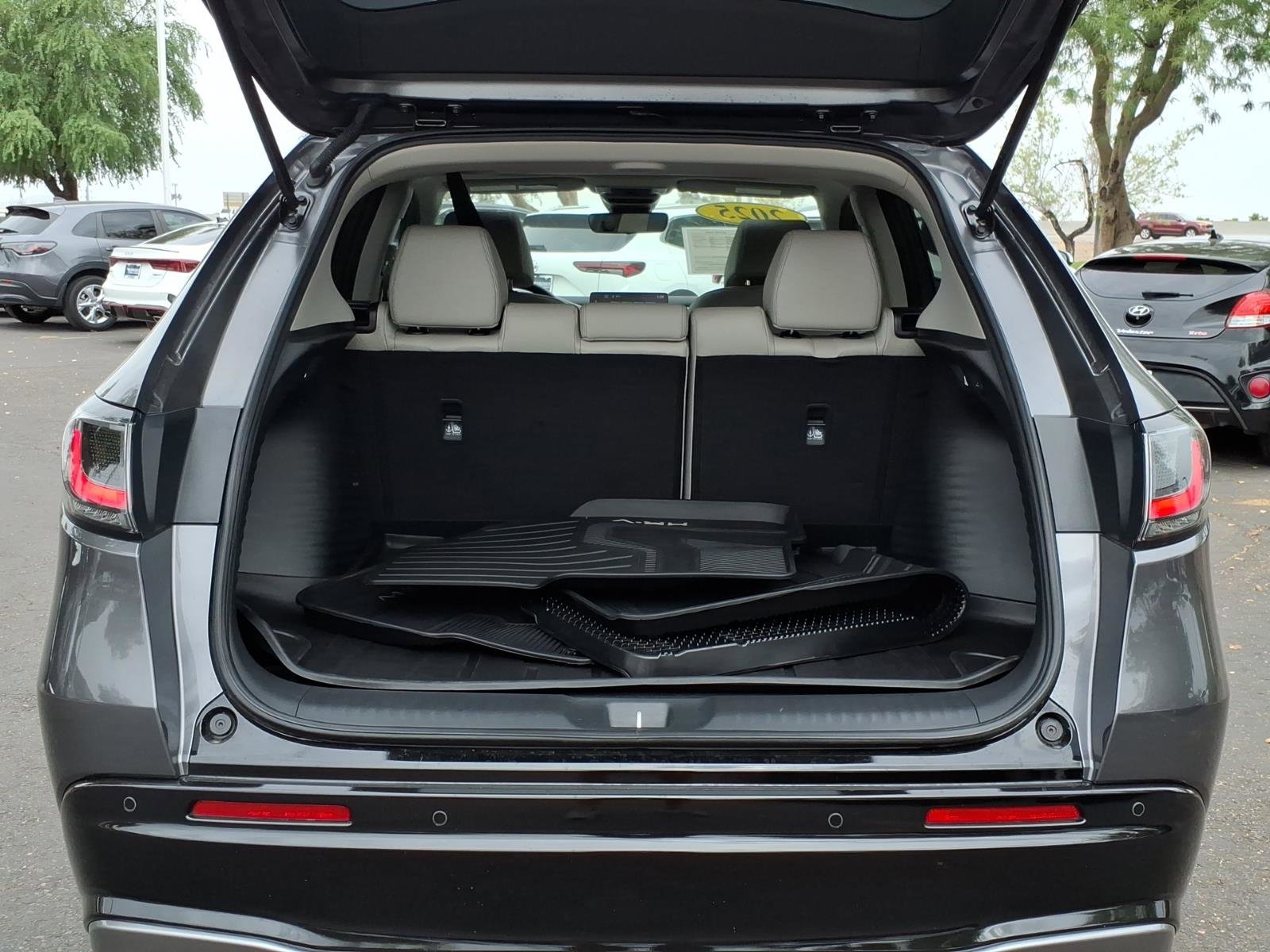 Used 2025 Honda HR-V EX-L image 11