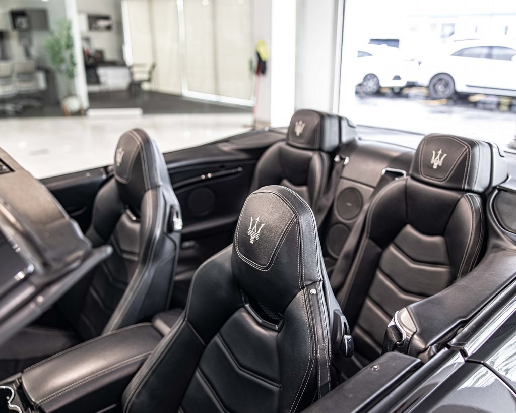 Used 2015 Maserati GranTurismo Sport RWD image 17