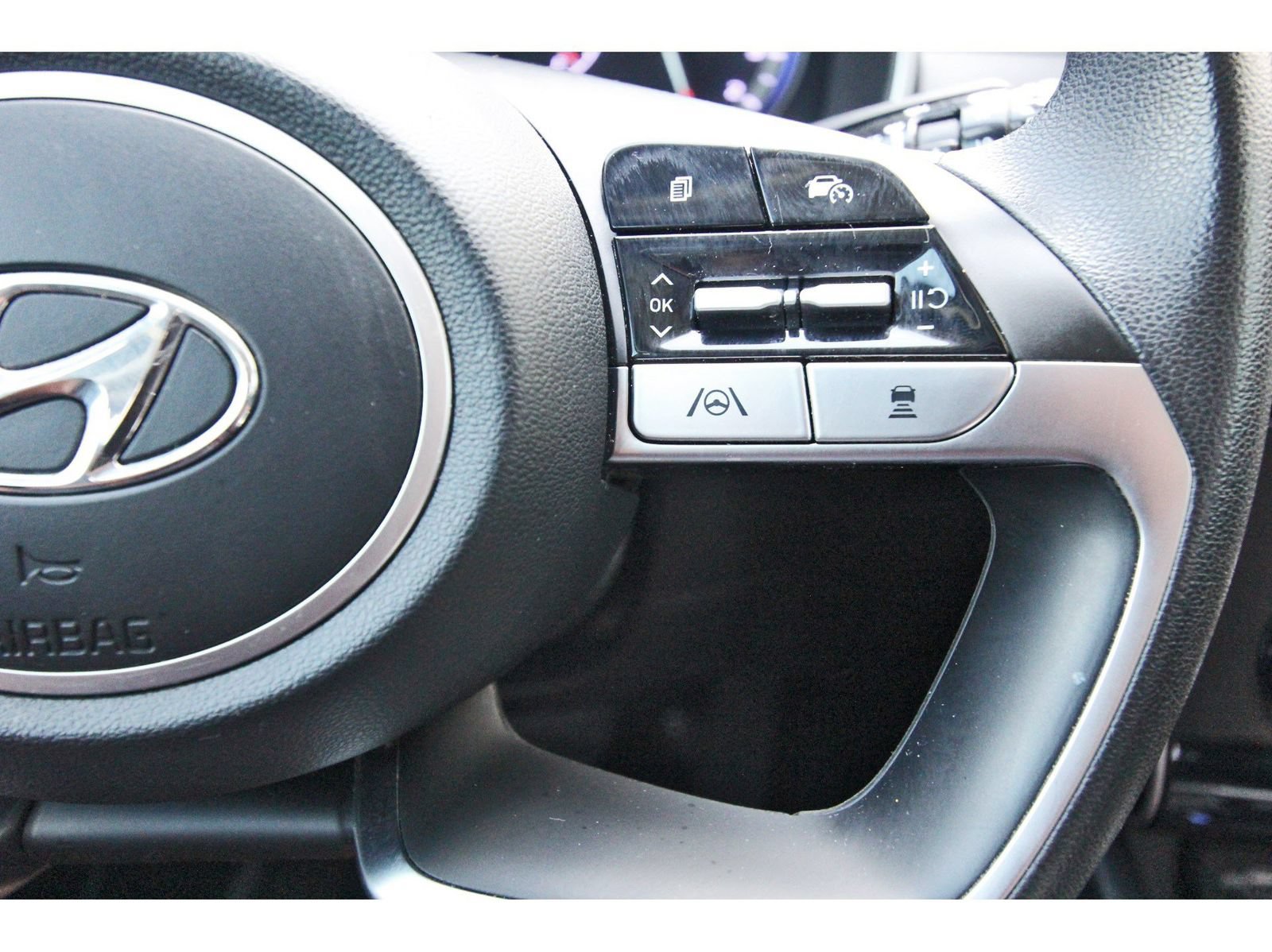 Used 2022 Hyundai Tucson SEL w/ Cargo Package FWD image 20