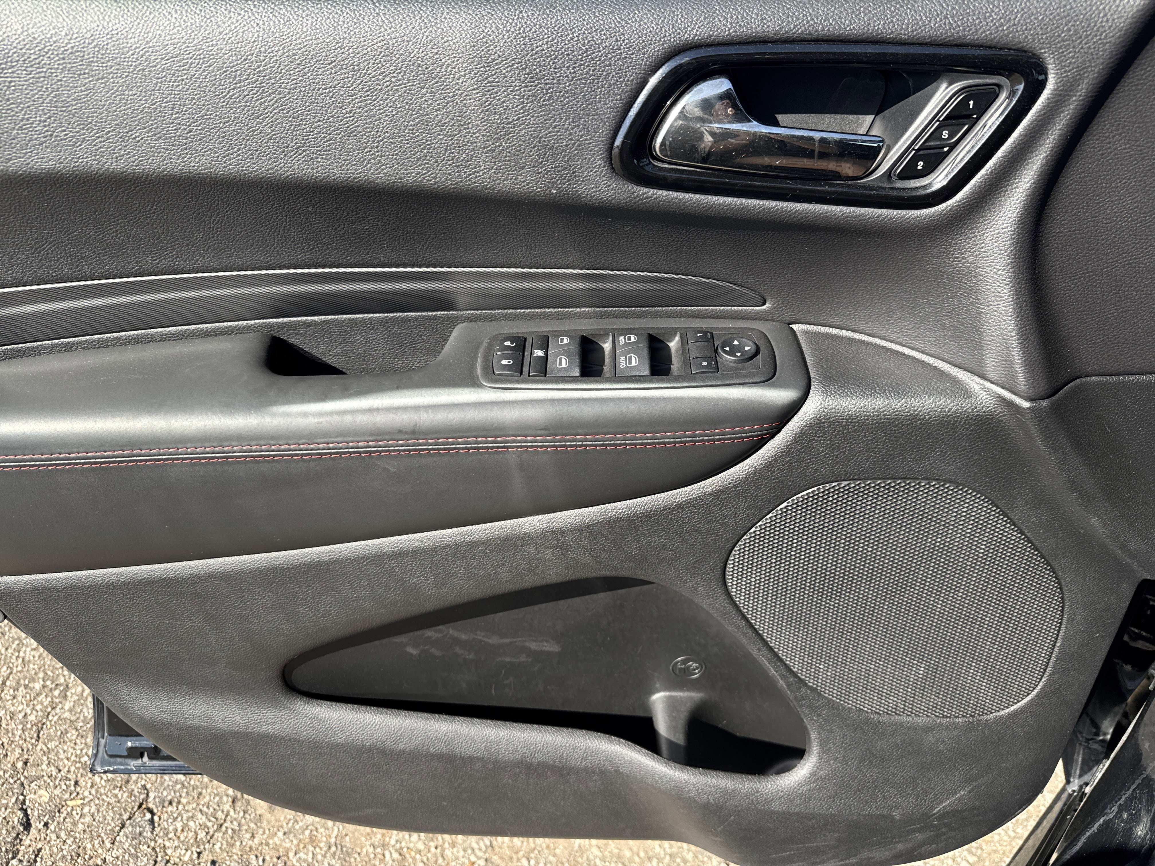 Used 2023 Dodge Durango GT image 9