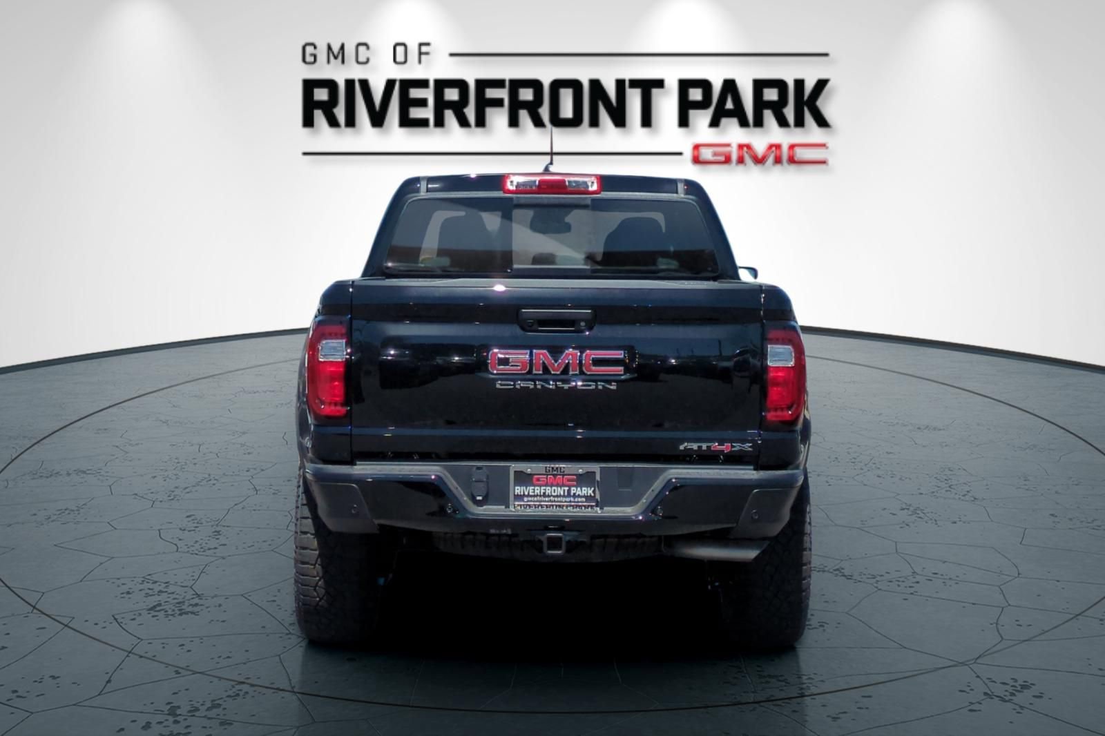 New 2026 GMC Canyon AT4X AWD/4WD image 4