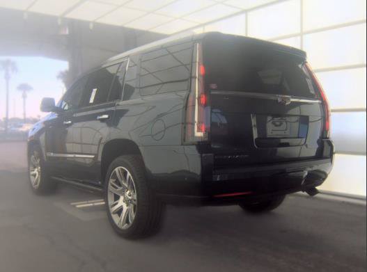 Used 2020 Cadillac Escalade Premium Luxury RWD image 3