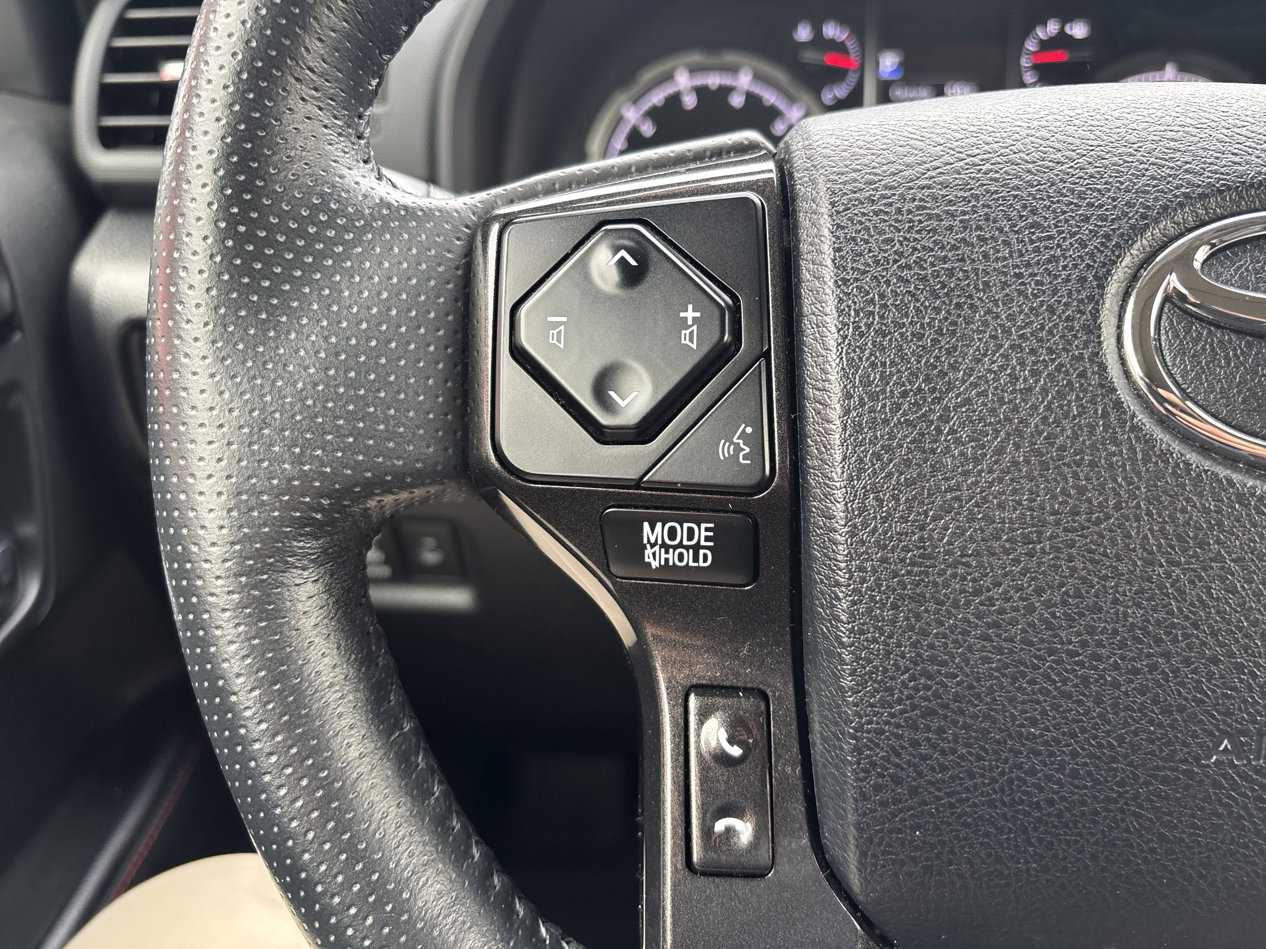 Certified 2023 Toyota 4Runner TRD Off-Road Premium w/ Off Road Premium Plus Package AWD/4WD image 19