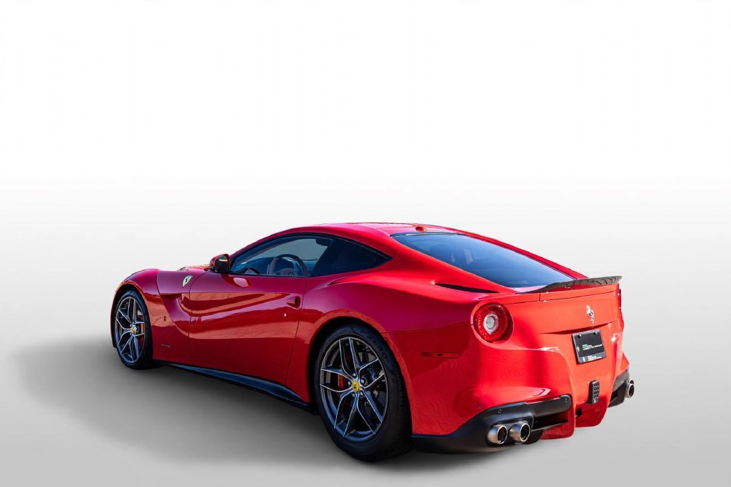 Used 2016 Ferrari F12 Berlinetta RWD image 8