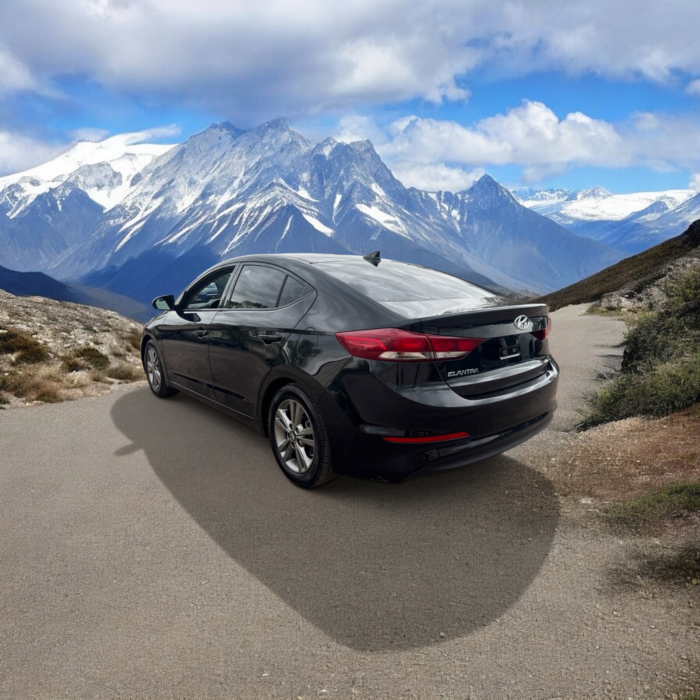 Used 2018 Hyundai Elantra SEL image 3