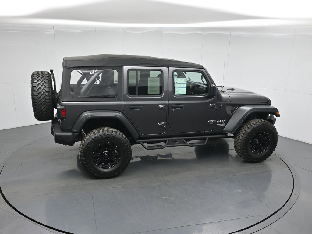 Used 2018 Jeep Wrangler Unlimited Sport image 37