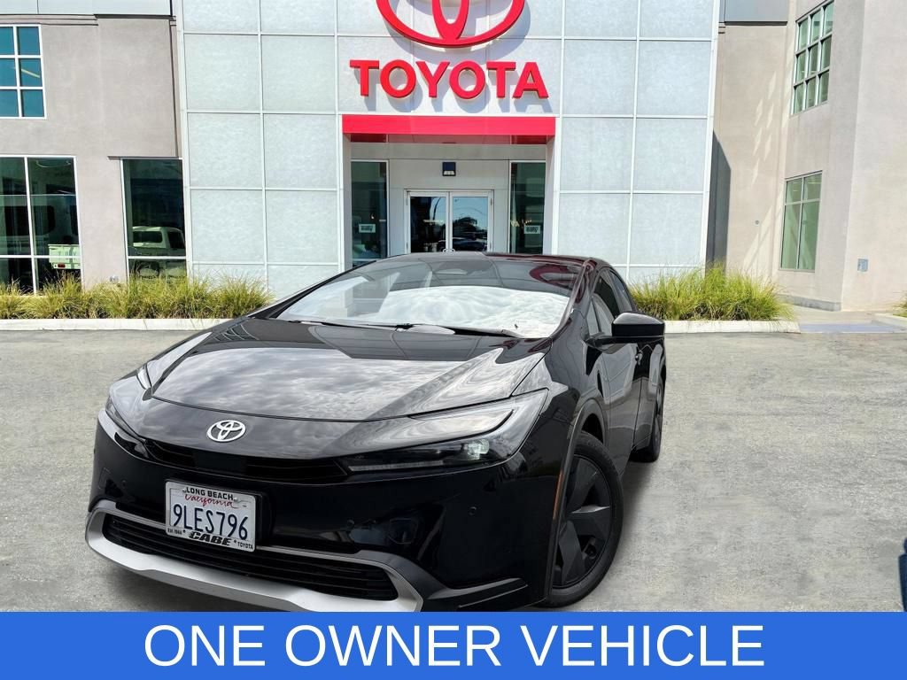 Certified 2024 Toyota Prius Prime FWD image 3