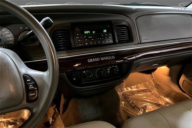 Used 2003 Mercury Grand Marquis GS image 28