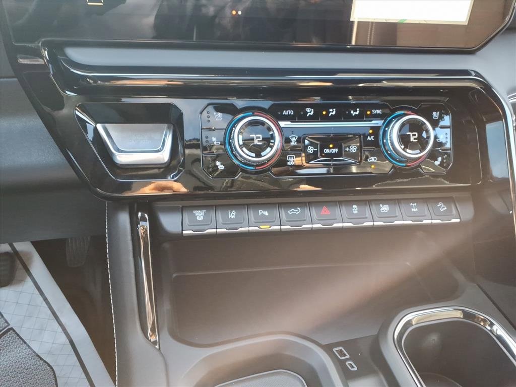 New 2026 GMC Sierra 2500 AT4X image 19