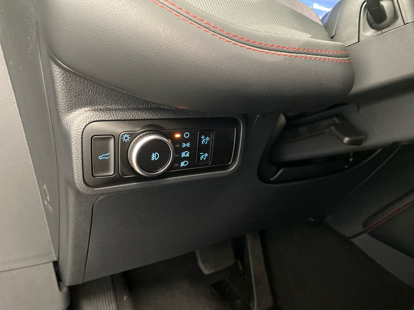 New 2026 Ford Explorer ST AWD/4WD image 25