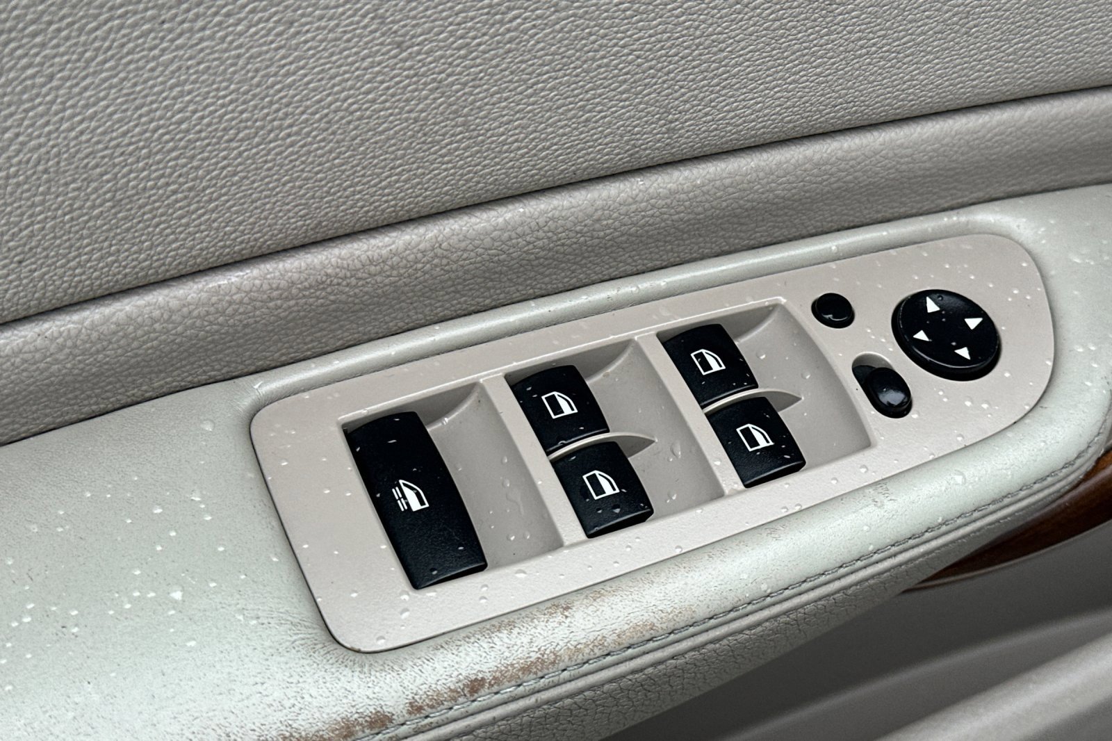 Used 2009 BMW 128i Convertible image 12