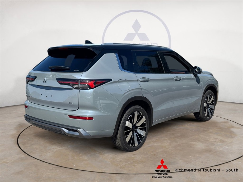 New 2025 Mitsubishi Outlander SEL video 3