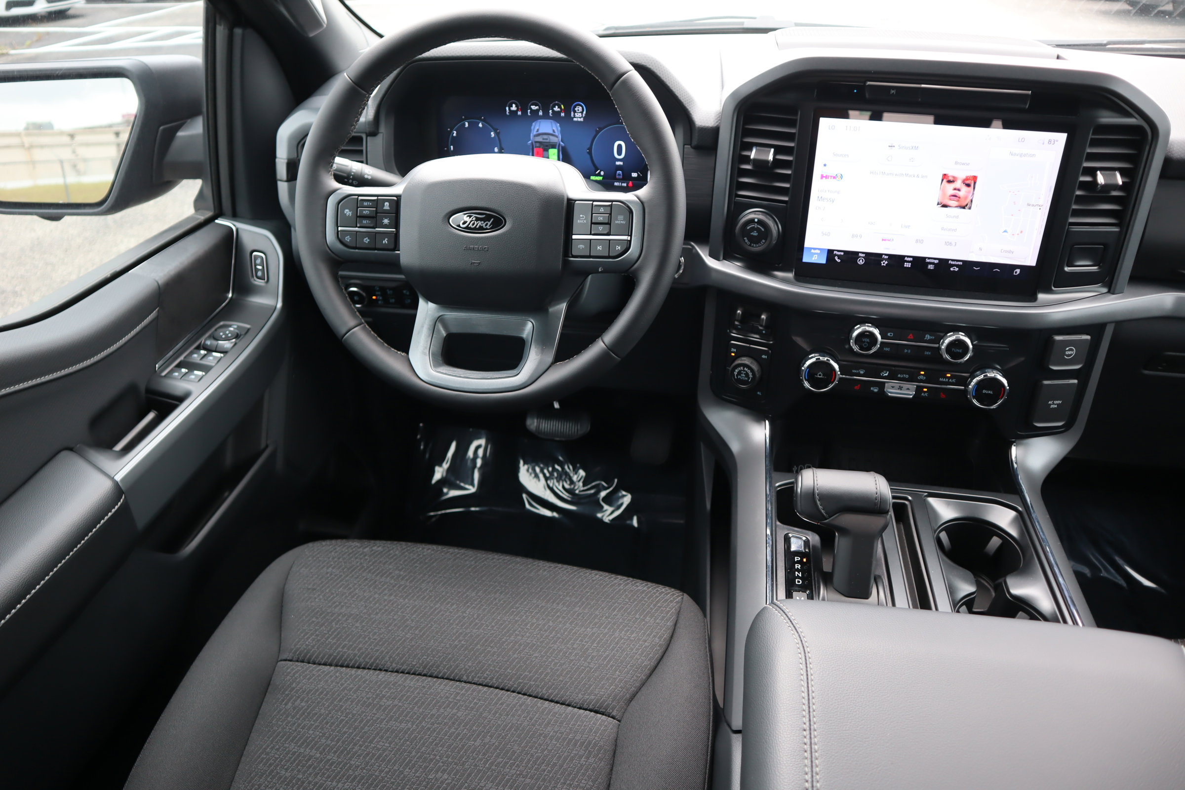 New 2025 Ford F150 XLT w/ Equipment Group 302A MID image 35